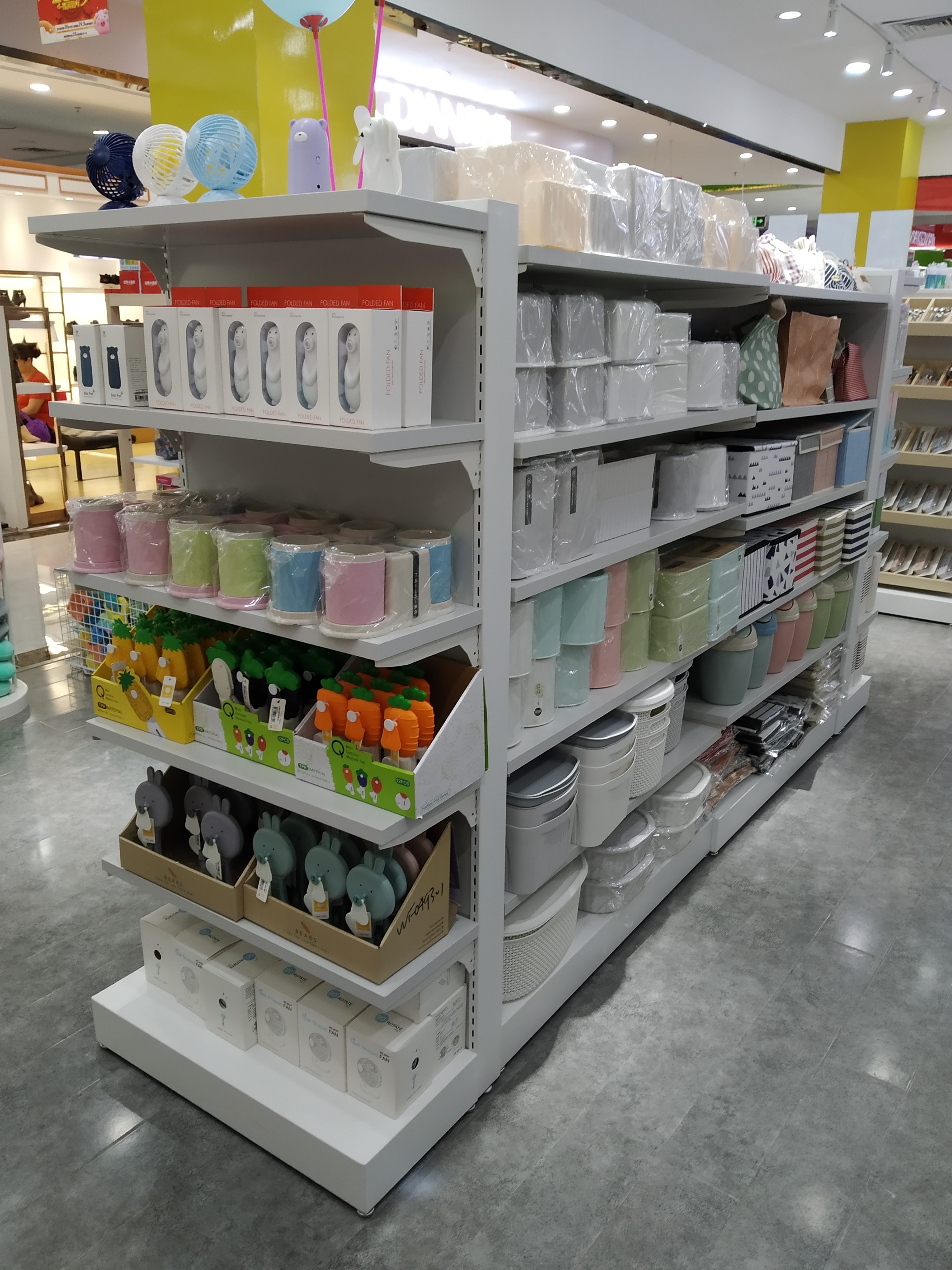 货架厂解析便利店1个月利润翻8倍,店主的策略是什么?