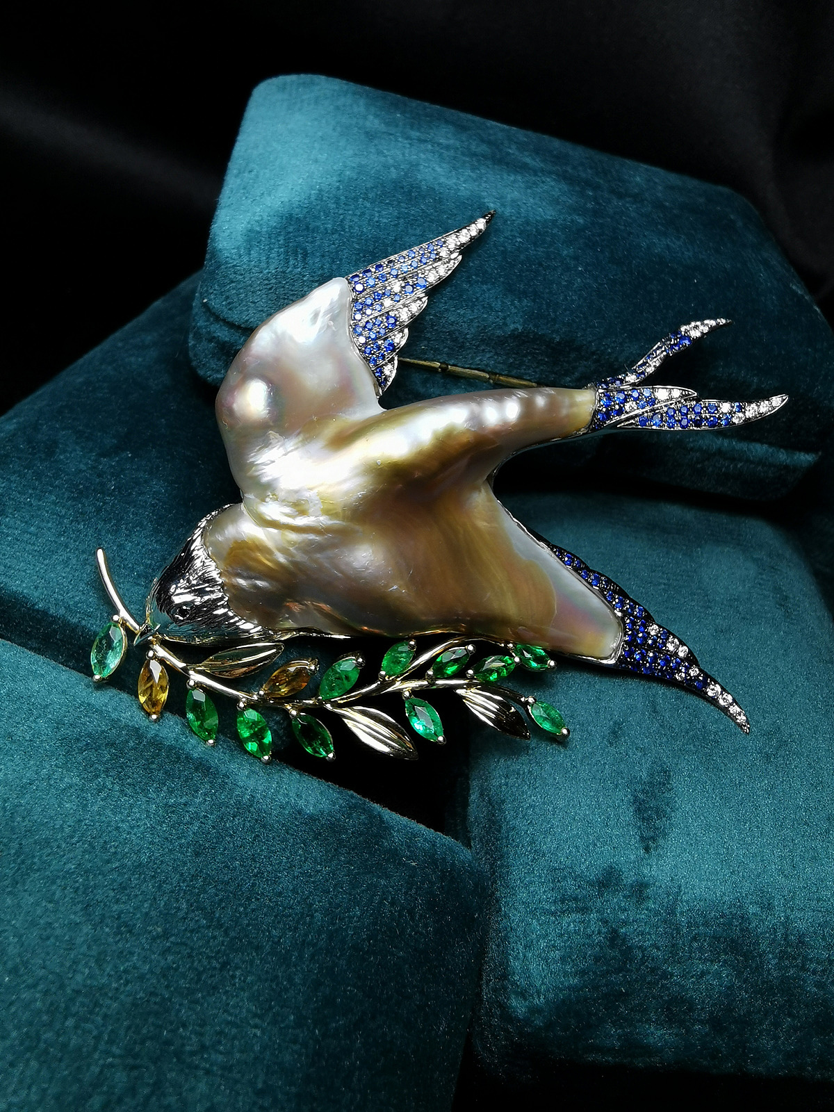 巴洛克珍珠燕子