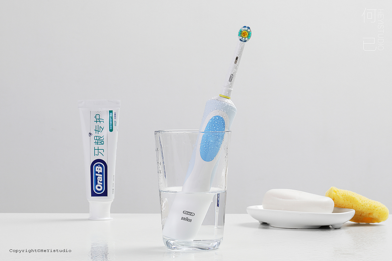 欧乐B Oral-B 电动牙刷