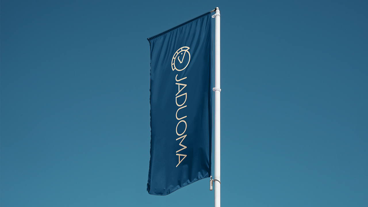 时钟奢侈品品牌标志提案家居装饰logo字体VI