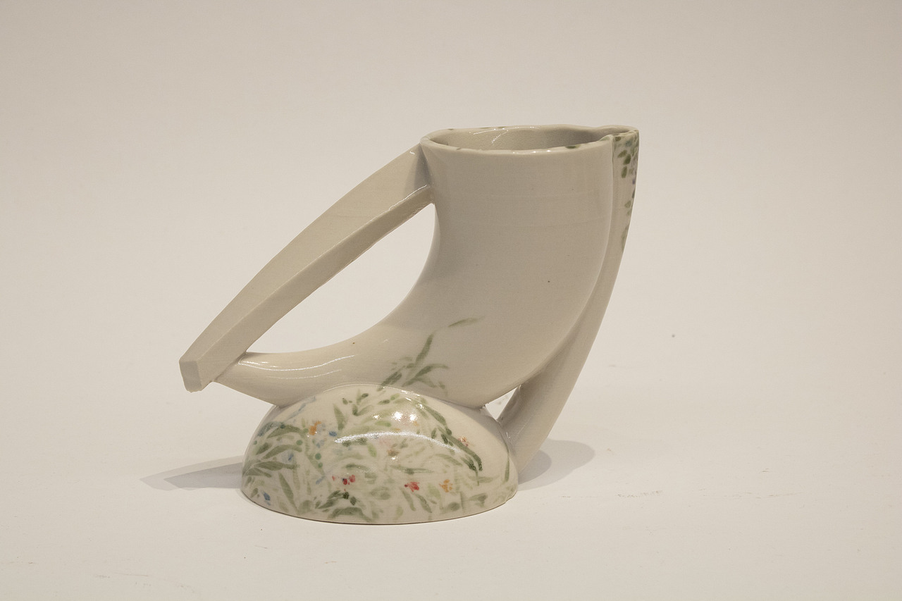 一组陶瓷容器·2021