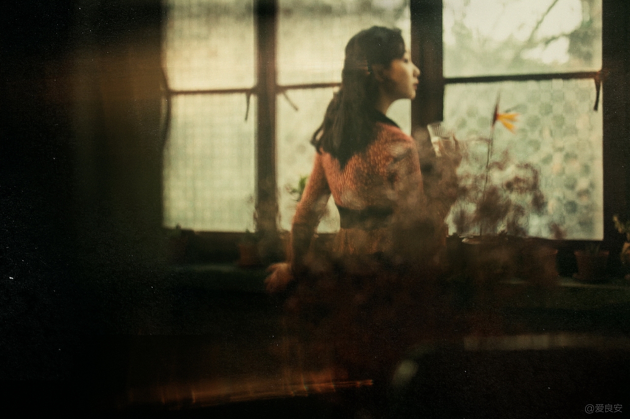 一月的下午（图ZMTU4MDY2OTM2） - 人像摄影 - 站酷设计师摄影师爱良安原创素材 - 站酷ZCOOL