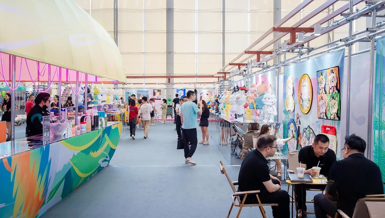 御貓咖啡館設(shè)計，新冶策展「上新國潮館」展館展示設(shè)計（圖ZMzQ1NjgyNzUy） - 展陳設(shè)計 - 站酷設(shè)計師新冶組設(shè)計原創(chuàng)素材 - 站酷ZCOOL