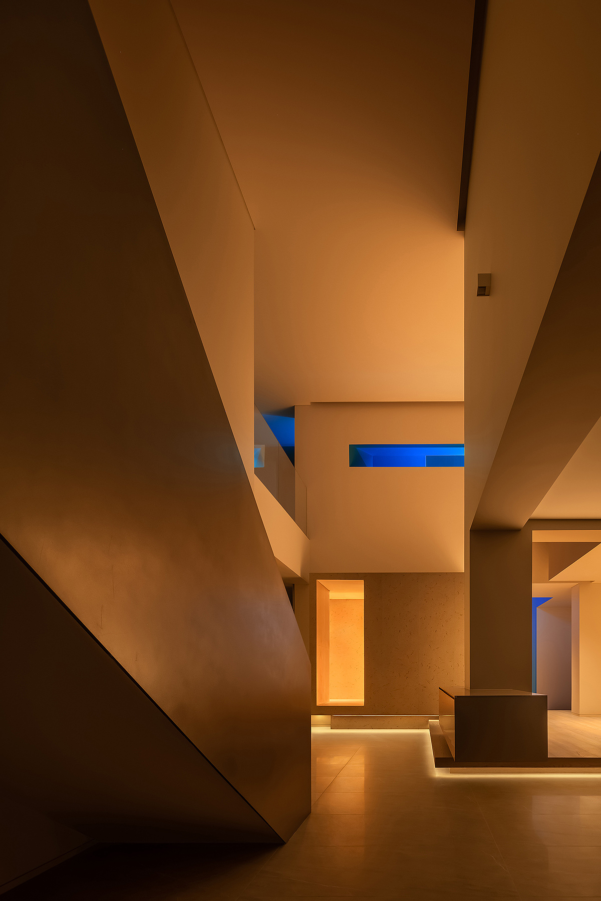 CUN寸DESIGN崔树|树之宅01-光的盒子