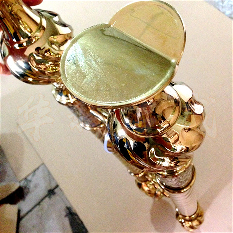 酒店玻璃门拉手是不锈钢做的还是铝材做的好