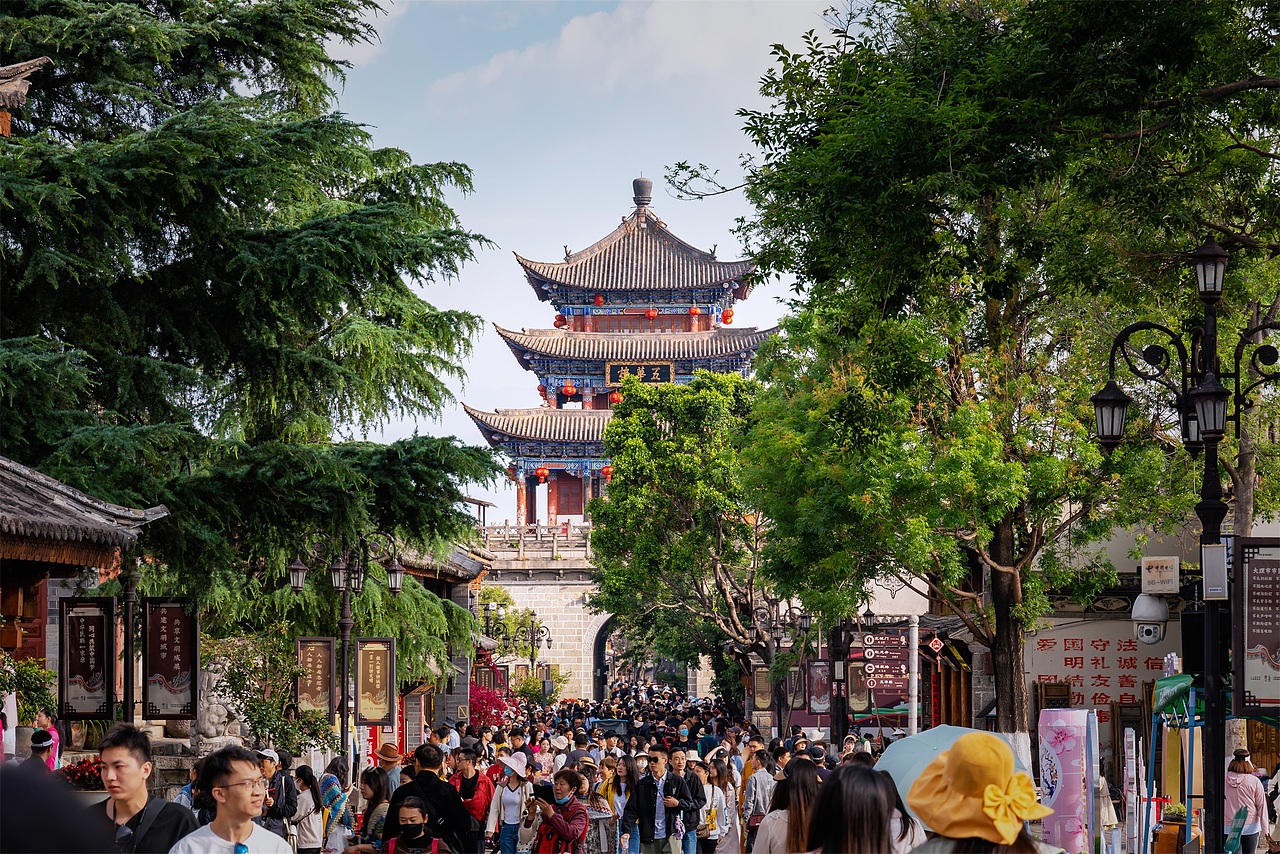 大理古城 2023.5.1（图ZMzQxMDQ1NTE2） - 环境/建筑摄影 - 站酷设计师摄影师杨涛原创素材 - 站酷ZCOOL