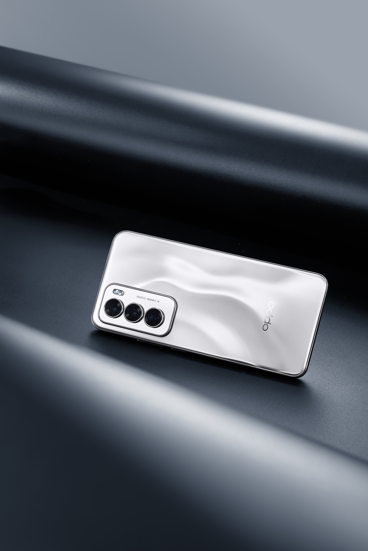 Reno12 千禧银 给你点“银”色瞧瞧