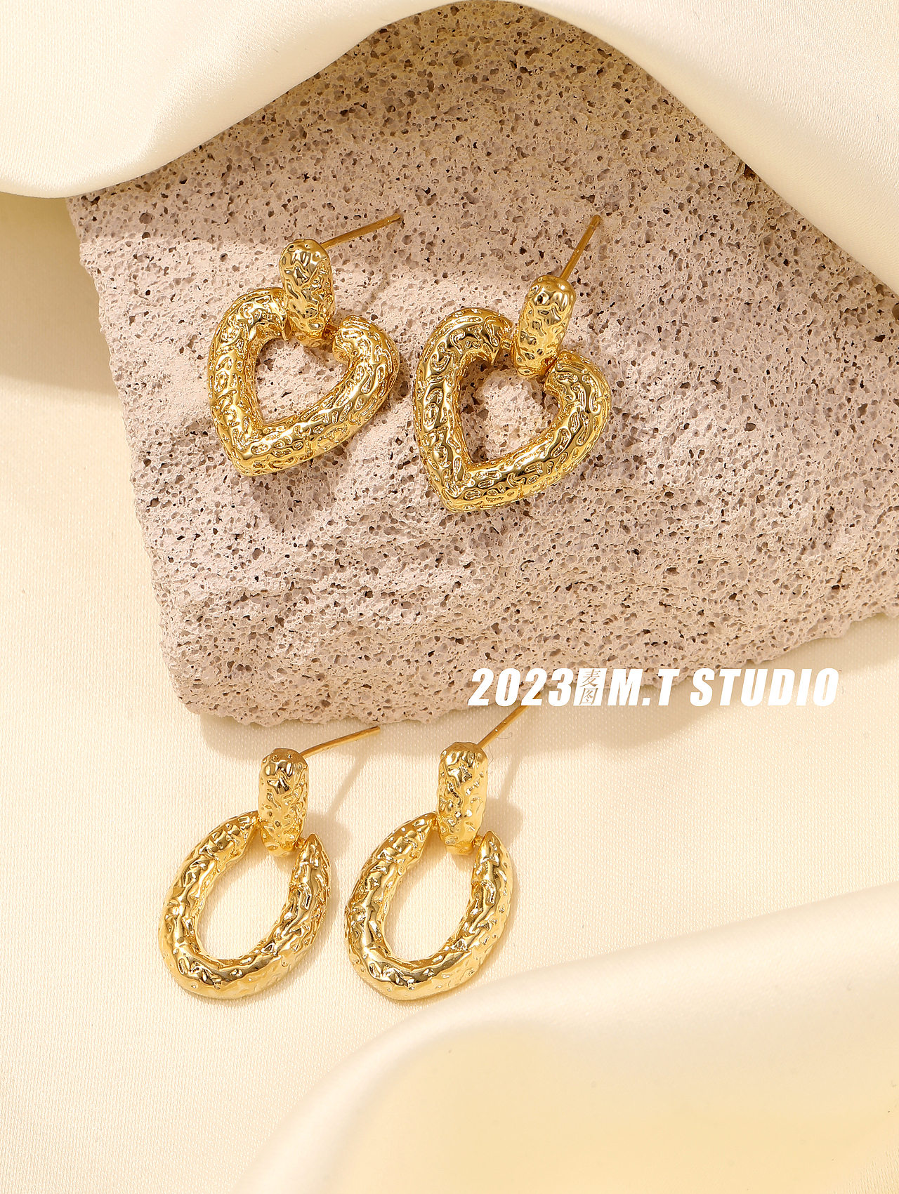 阿里巴巴外贸风格饰品拍摄耳钉戒指类