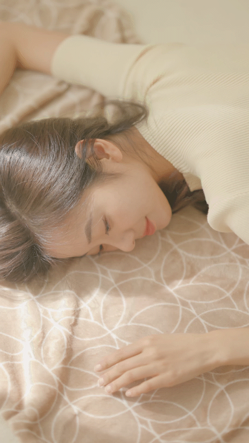 『平面+视频』KOTEC广特可披肩毯（图ZMzE5MTk3NTY4） - 产品摄影 - 站酷设计师咕咕东摄影原创素材 - 站酷ZCOOL