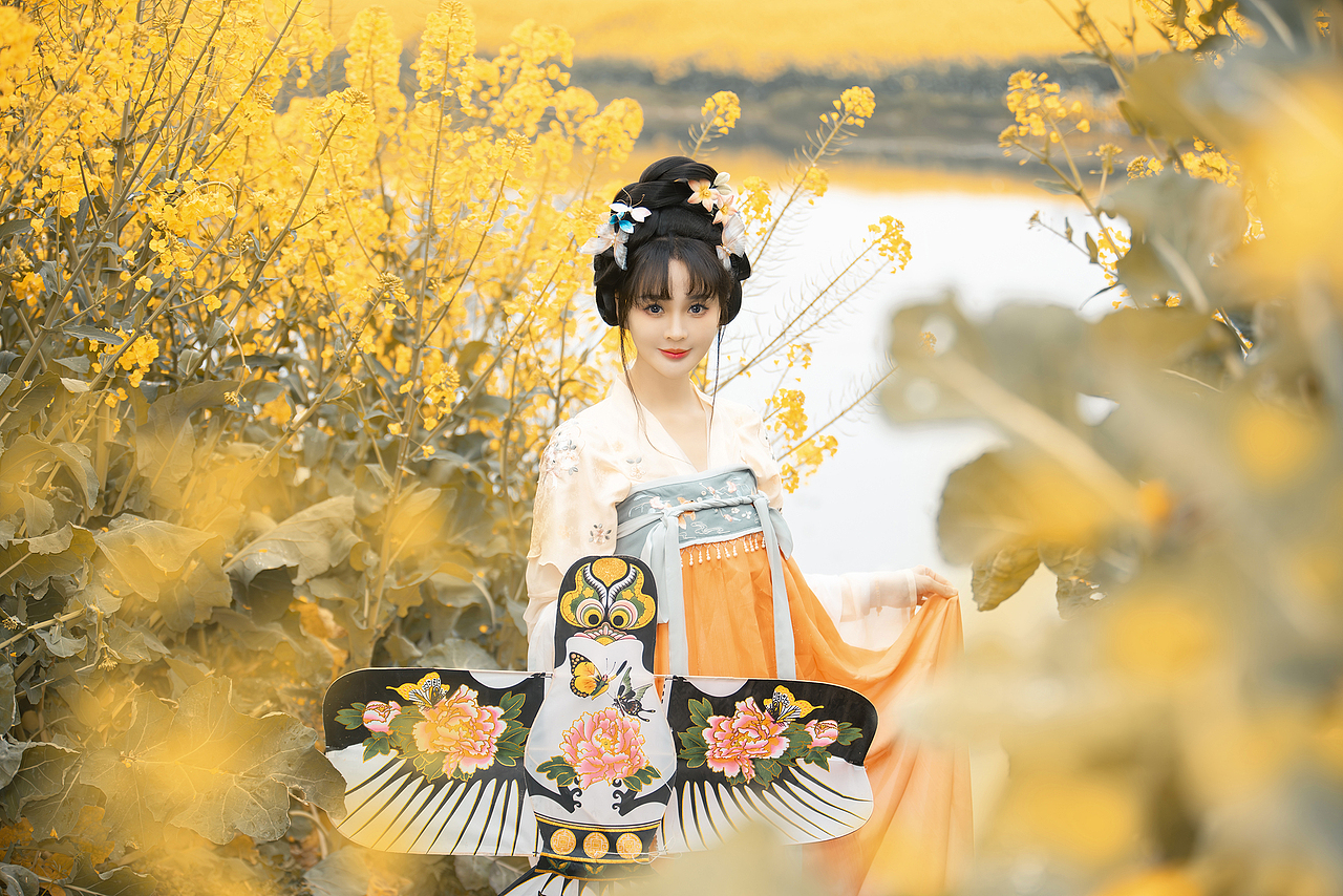 上春山（图ZMzYzNjk3Njgw） - 时尚/艺术摄影 - 站酷设计师摄影师不可说原创素材 - 站酷ZCOOL
