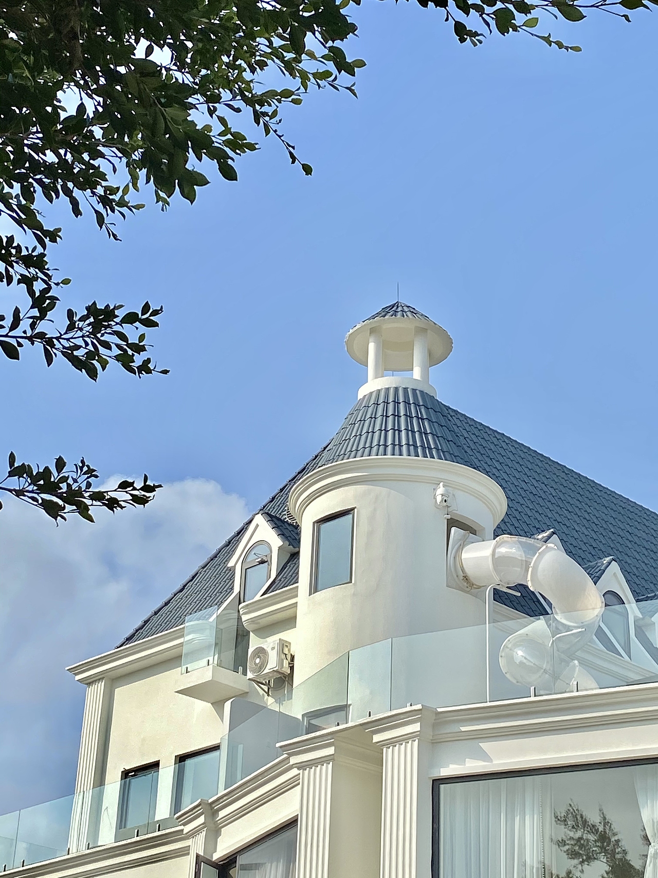 三只企鹅北海银滩（图ZMzUxNTU4NjM2） - 宣传片 - 站酷设计师厦门本末映画原创素材 - 站酷ZCOOL