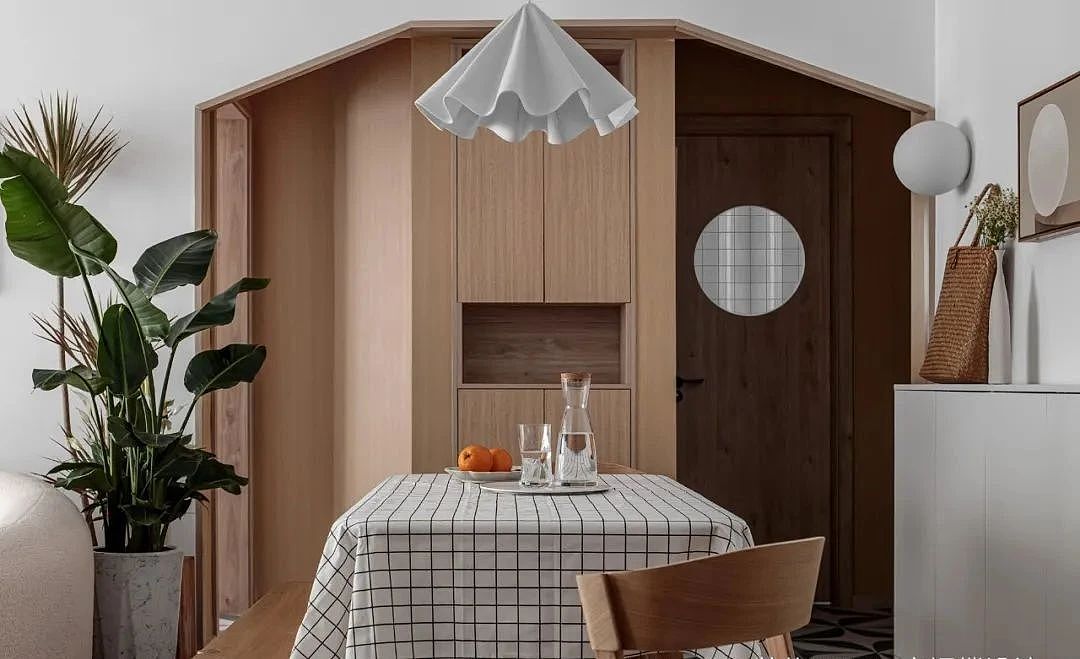 简约而有格调,她家玄关、客厅、主卧全是亮点!