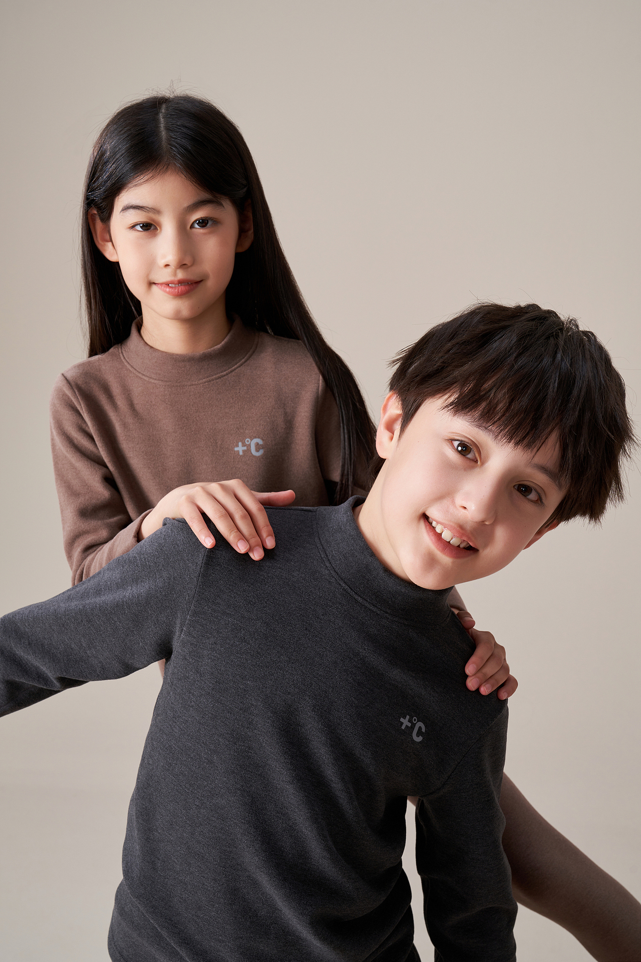 holakids x 猫人儿童保暖内衣 2022 A/W（图ZMzI0NTQyNjA0） - 人像摄影 - 站酷设计师holakids原创素材 - 站酷ZCOOL