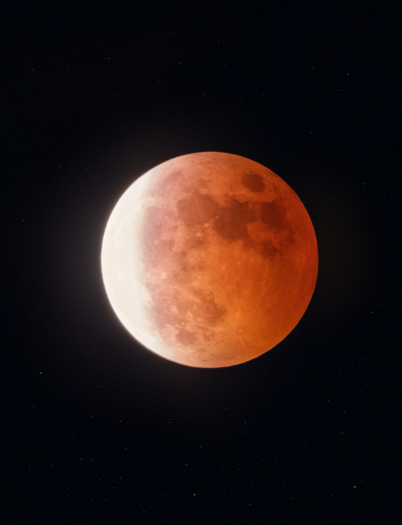 月全食 - 红月与天王星（图ZMzIyMjIwNzM2） - 风光摄影 - 站酷设计师建筑摄影师刘思盟原创素材 - 站酷ZCOOL