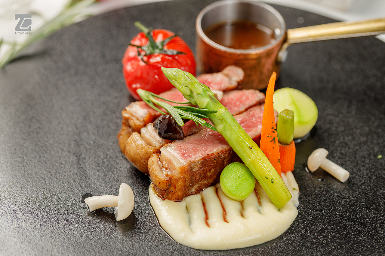 西餐｜美食摄影 · 来一场微醺浪漫的生活仪式（图ZMzU2MTEzMzg4） - 美食摄影 - 站酷设计师Tzoomvision原创素材 - 站酷ZCOOL