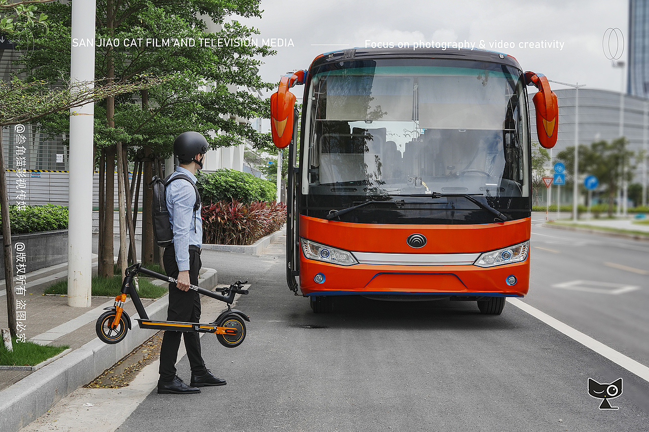 商业摄影|滑板车模特场景摄影