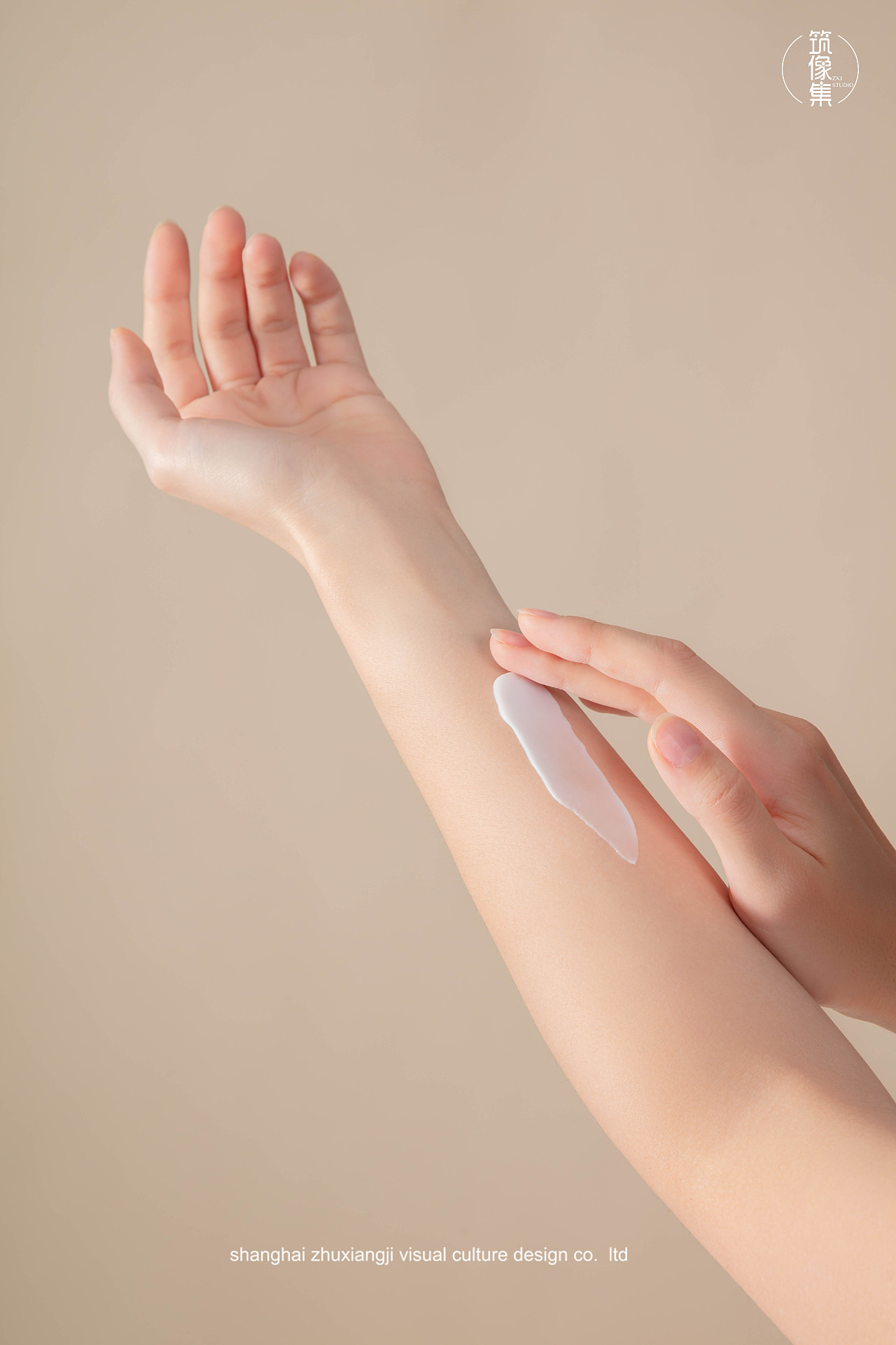 美妆身体乳拍摄（图ZMzEzMzM5OTY0） - 人像摄影 - 站酷设计师上海筑像集视觉原创素材 - 站酷ZCOOL