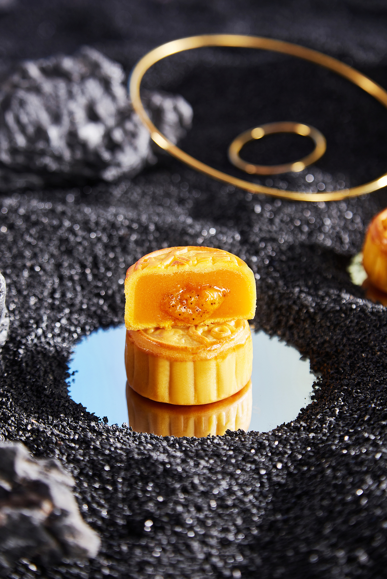 月饼礼盒拍摄（图ZMzEyNDU4NTY0） - 产品摄影 - 站酷设计师摄影师何华森原创素材 - 站酷ZCOOL