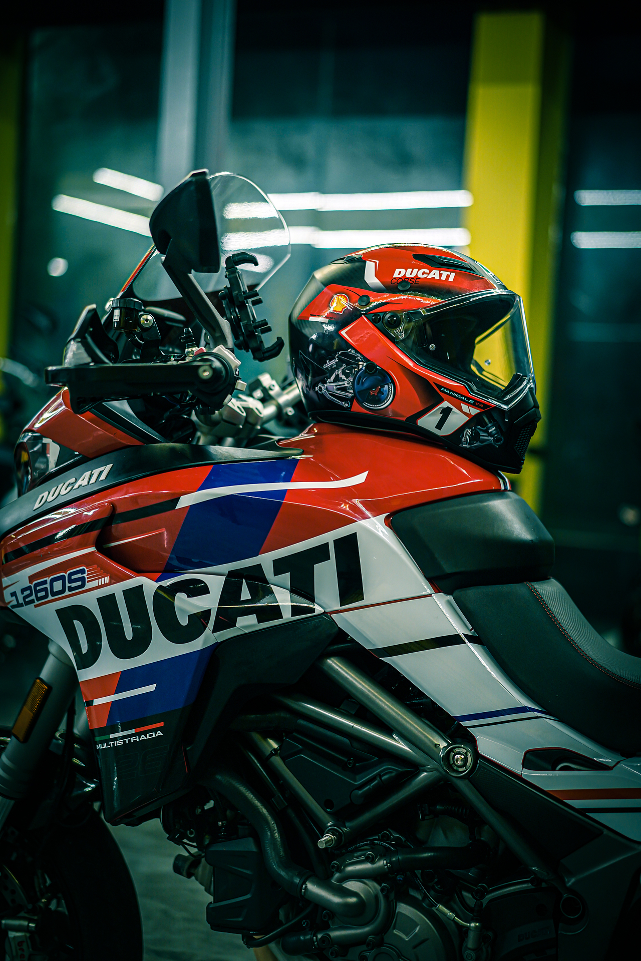 AGV AX9 Carbon 碳纤维 杜卡迪DUCATI 头盔联名（图ZMzMxNDEzNjky） - 其他手工艺 - 站酷设计师虎将贴花原创素材 - 站酷ZCOOL