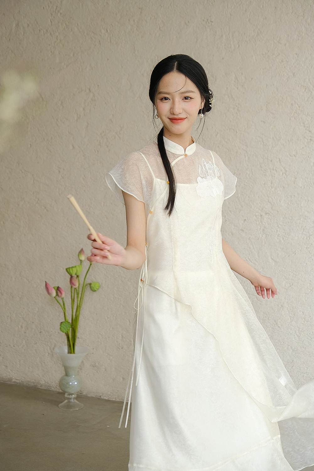 服装拍摄|山有色 2024夏季新中式服装拍摄（图ZMzY5ODc4NjUy） - 人像摄影 - 站酷设计师小黑Ray_原创素材 - 站酷ZCOOL