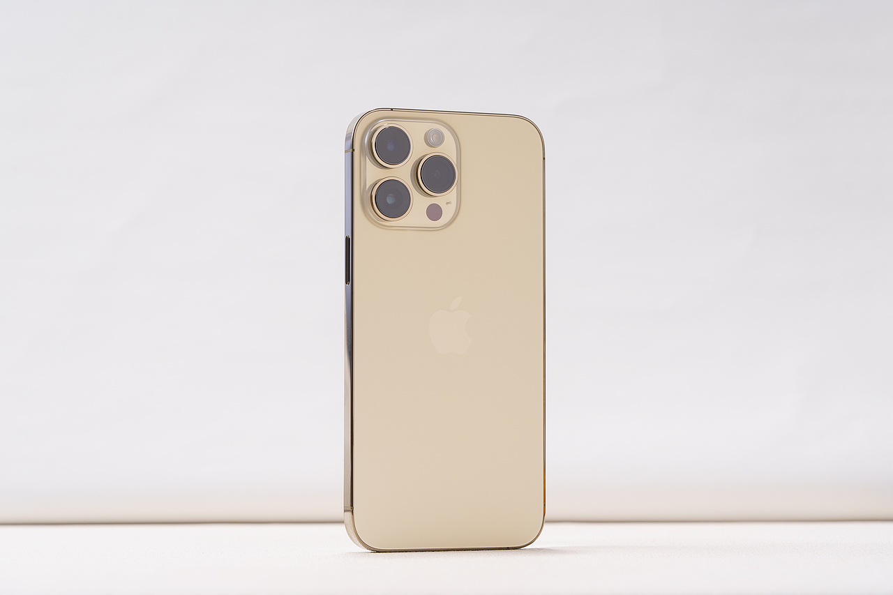 iPhone 14 Pro Max（图ZMzMxMDczNjY4） - 产品摄影 - 站酷设计师LIUQI19原创素材 - 站酷ZCOOL