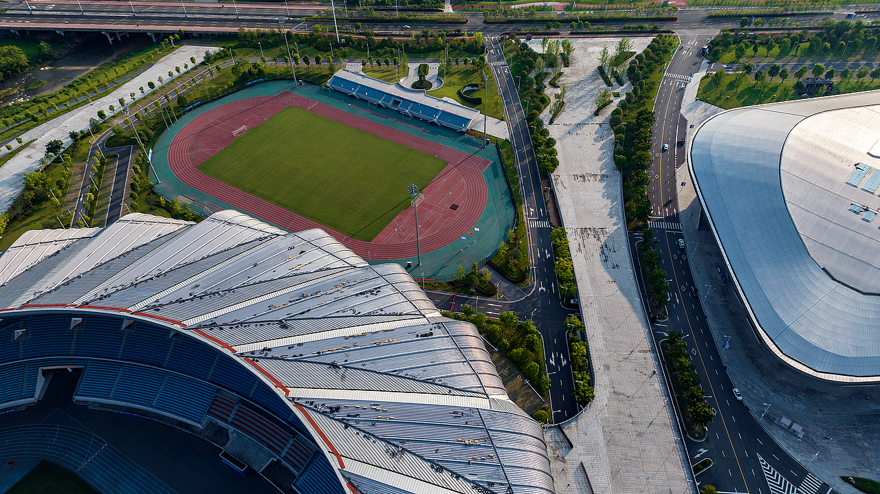 湖北宜昌奥林匹克运动中心昼夜航拍图片