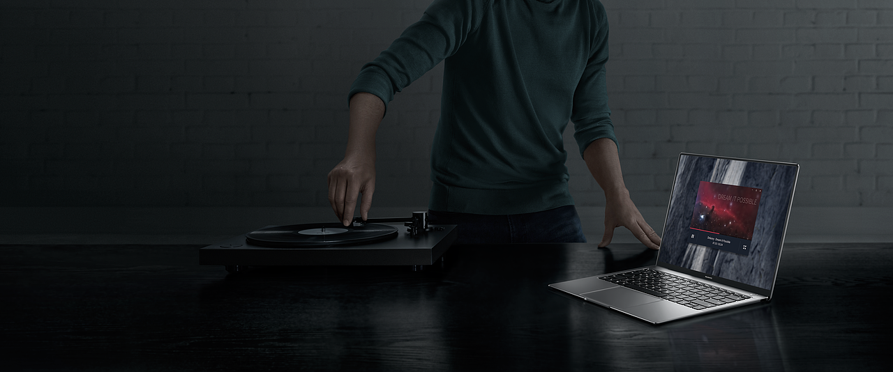 Visioun 3C摄影｜商务笔记本电脑 X HUAWEI（图ZMzY1Njc2NzA4） - 产品摄影 - 站酷设计师Visioun_Studio原创素材 - 站酷ZCOOL