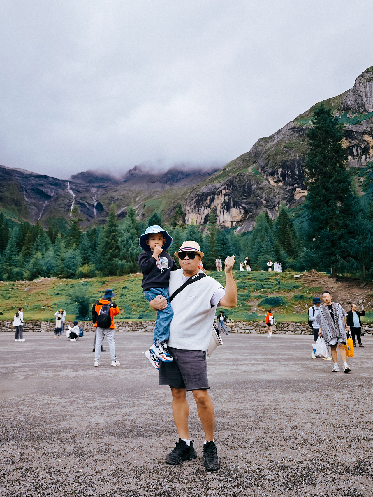 [旅行] 终于去了四姑娘山 (双桥沟)（图ZMzQ5NDgzNTEy） - 风光摄影 - 站酷设计师摄影师_罗少原创素材 - 站酷ZCOOL