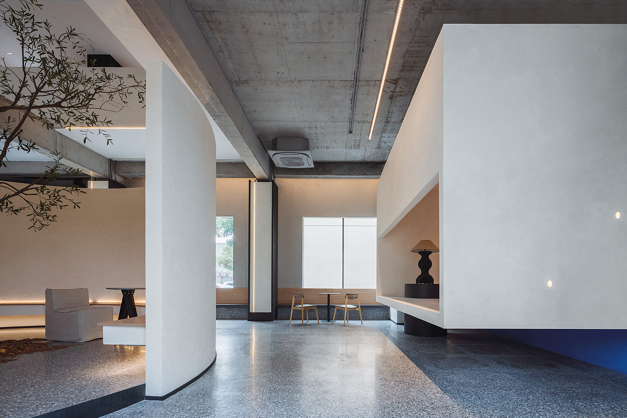 光束游戏 - RAyinGallery