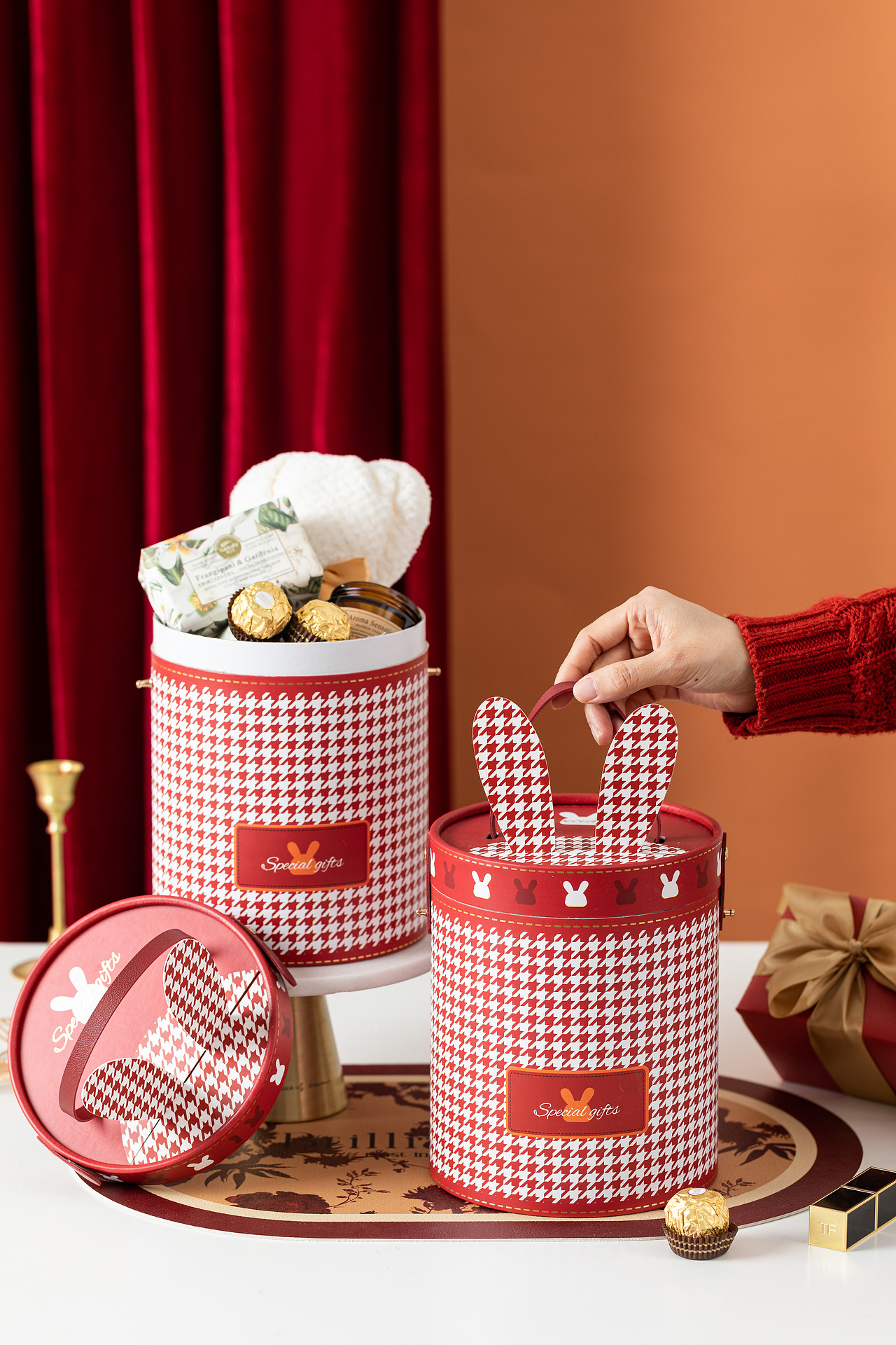 2022兔年英伦伯爵轻奢抱抱桶新年包装