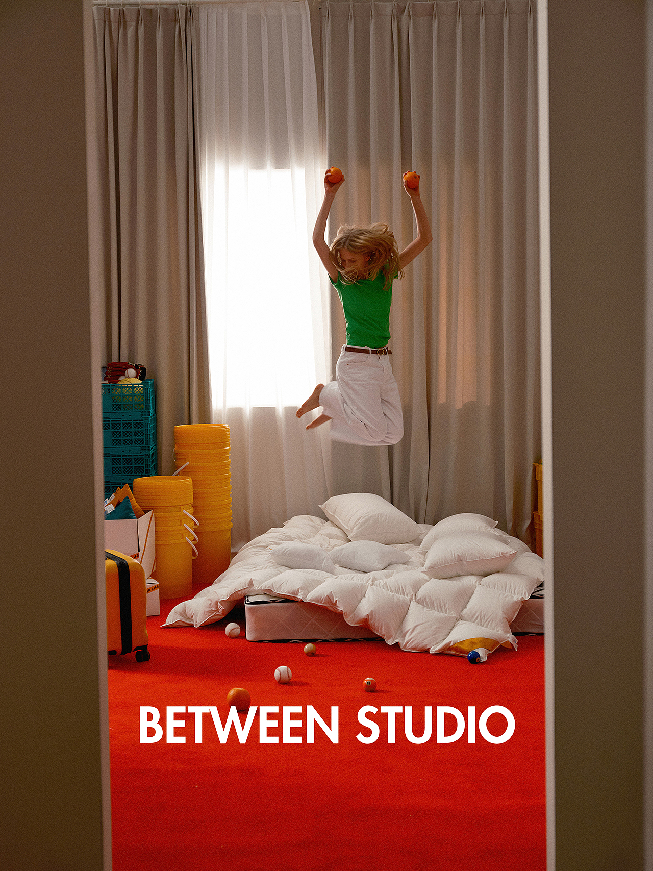 給BEVINK羽絨被拍的一組圖片（圖ZMzU1MjkyMDA0） - 人像攝影 - 站酷設(shè)計(jì)師知間BETWEEN原創(chuàng)素材 - 站酷ZCOOL