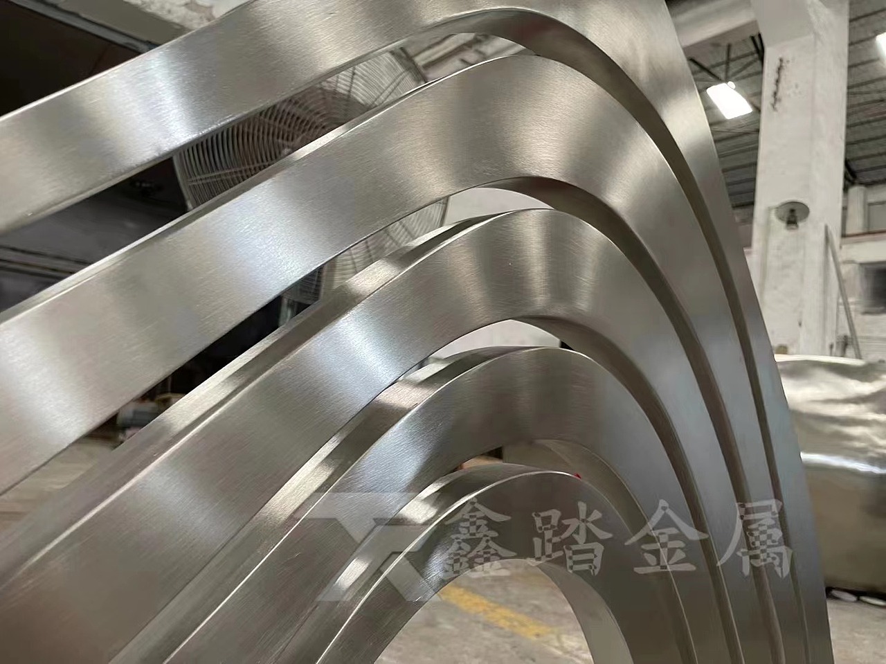 深圳南山不锈钢假山雕塑  房地产主入口水景假山