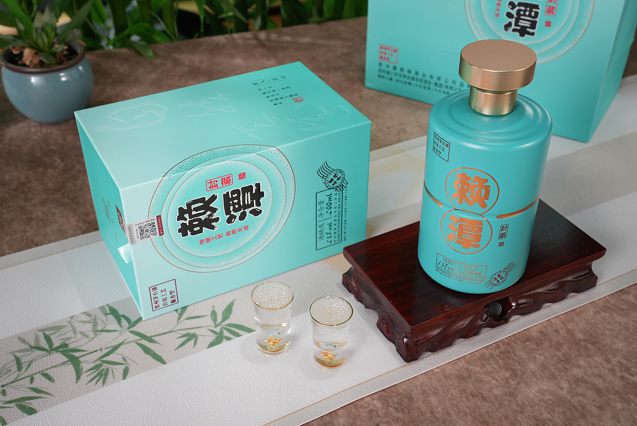 白酒拍摄丨赖潭 酒类拍摄案例（图ZMzU3Mzg1NTA0） - 产品摄影 - 站酷设计师石明朗原创素材 - 站酷ZCOOL