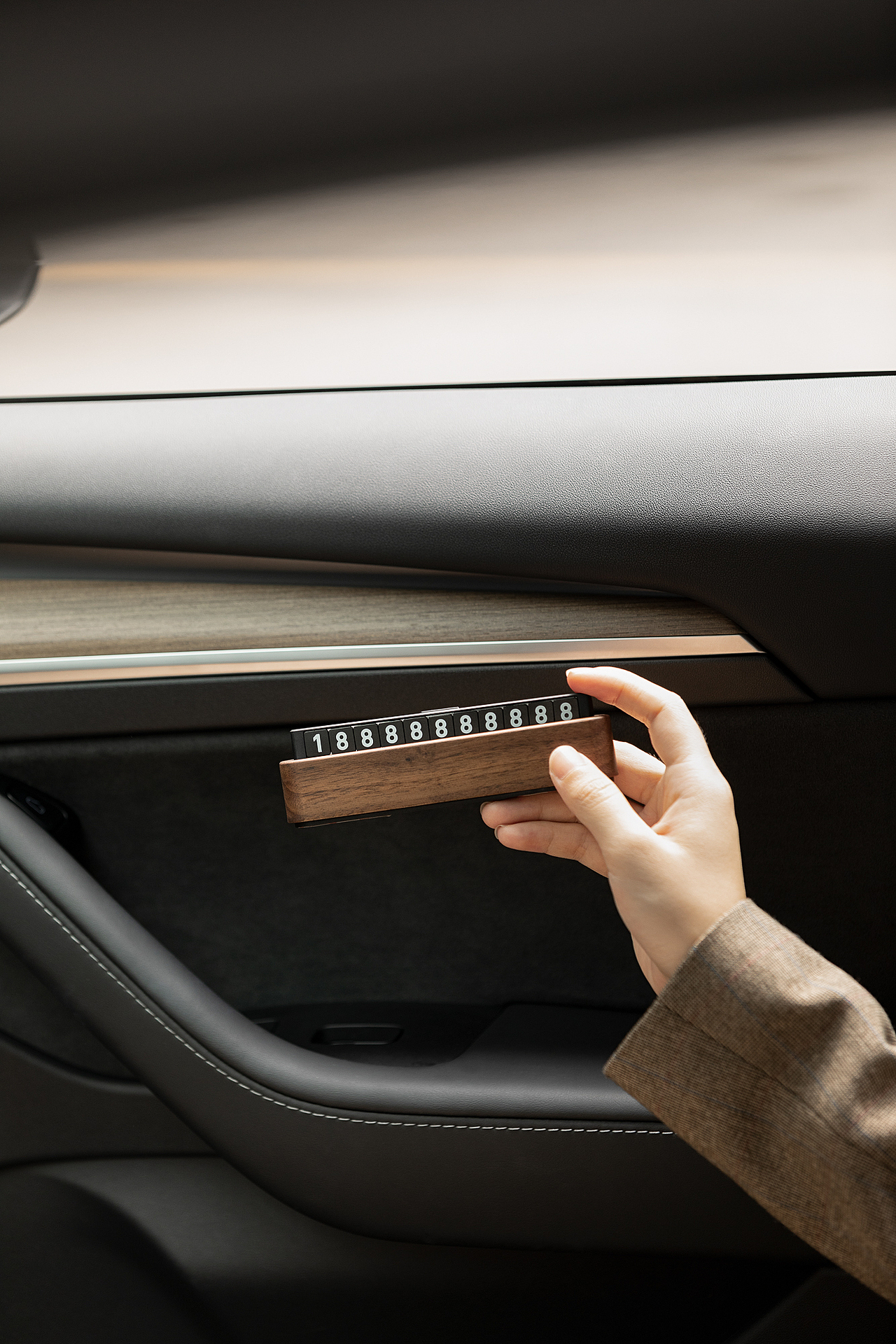 随手拍丨咫尺停车号码牌