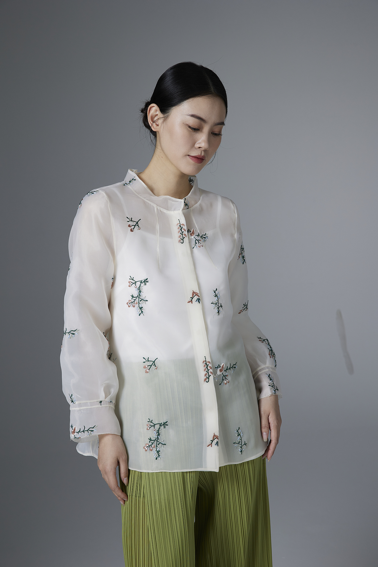 模特、服饰、修容、磨皮