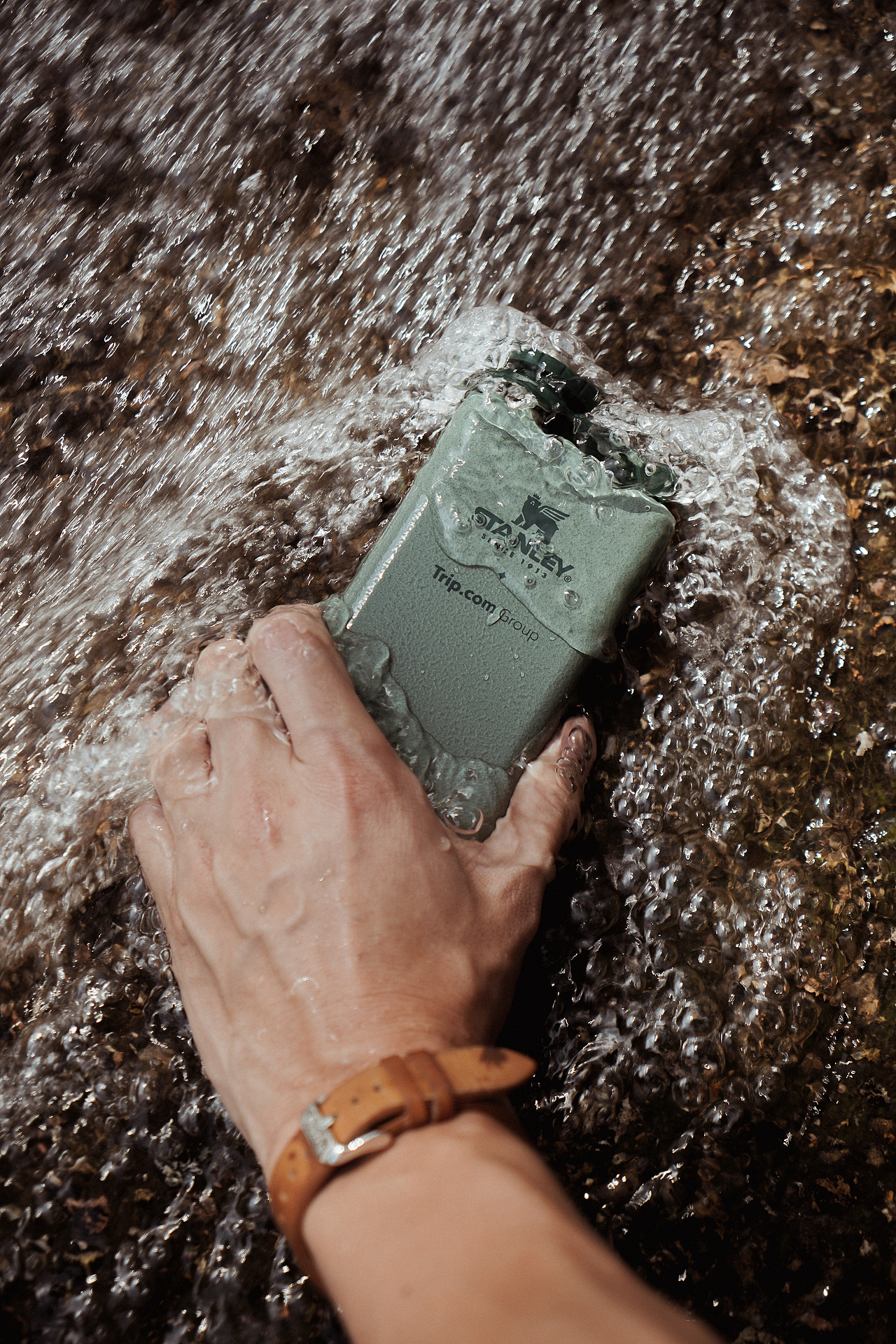 stanley酒壶产品户外摄影拍摄