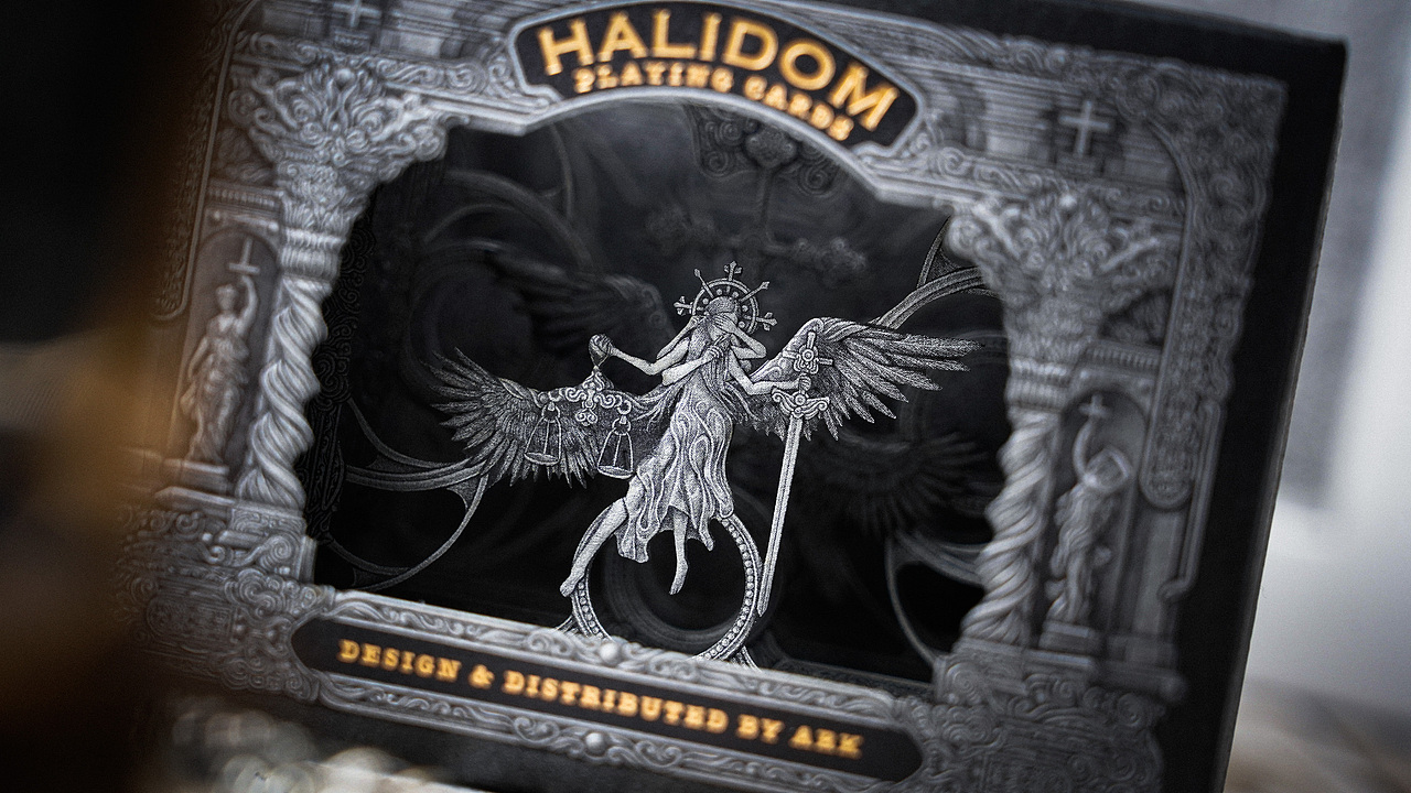 Halidom 天使主题收藏纸牌扑克套装设计-多层礼盒（图ZMzQyNzExOTY0） - 商业插画 - 站酷设计师ARK方舟扑克原创素材 - 站酷ZCOOL