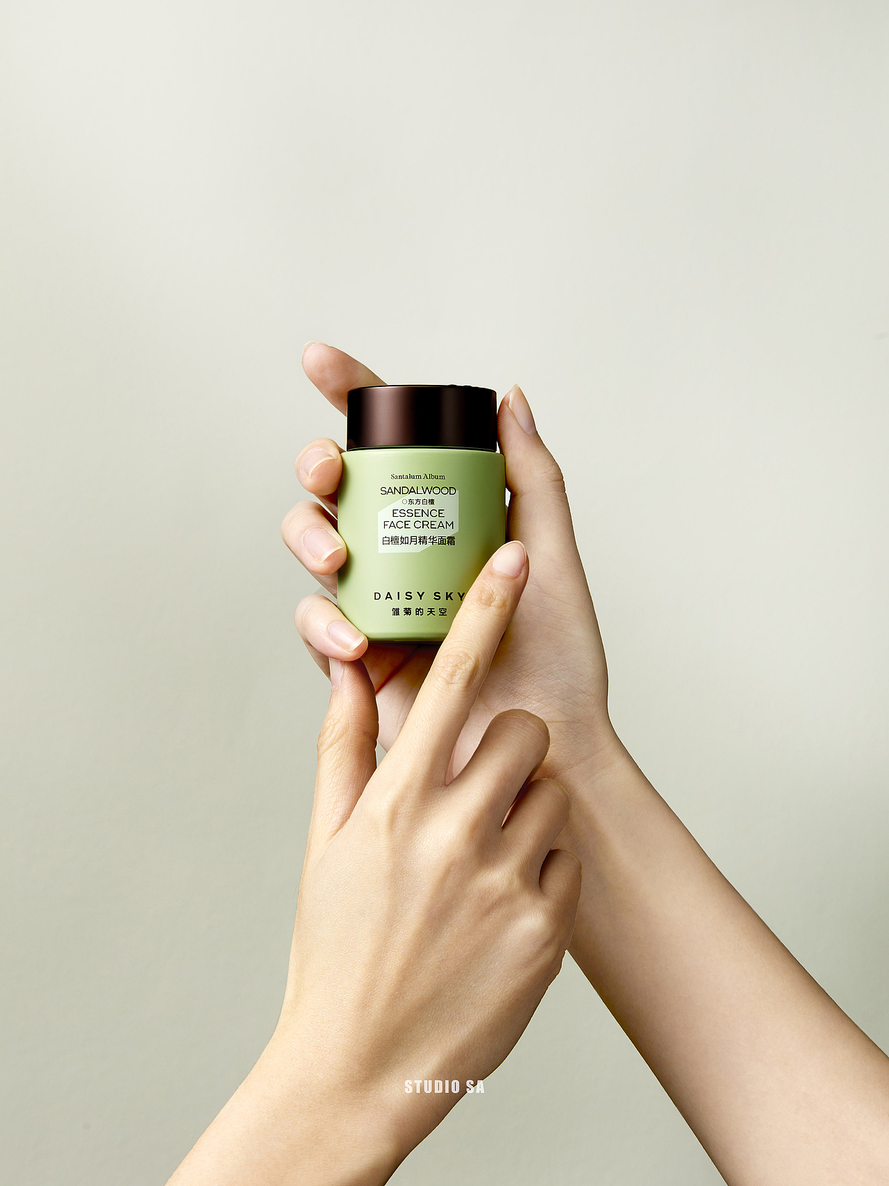 国货视觉计划第三期 | DAISY SKY 雏菊的天空