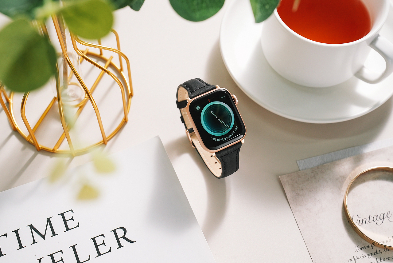 亚马逊 | 女性表带场景图视频 X HOLO（图ZMzMwODgwMjA4） - 产品摄影 - 站酷设计师摄影师HOLO原创素材 - 站酷ZCOOL