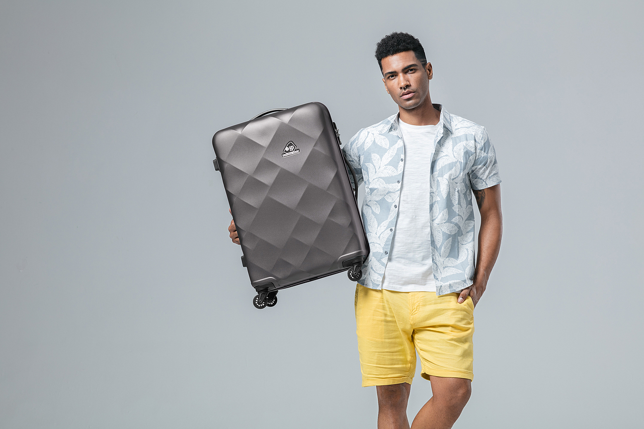 卡米龙 | 时尚旅行箱系列（图ZMzAwNjQyMjM2） - 修图/后期 - 站酷设计师修图师荨十七原创素材 - 站酷ZCOOL