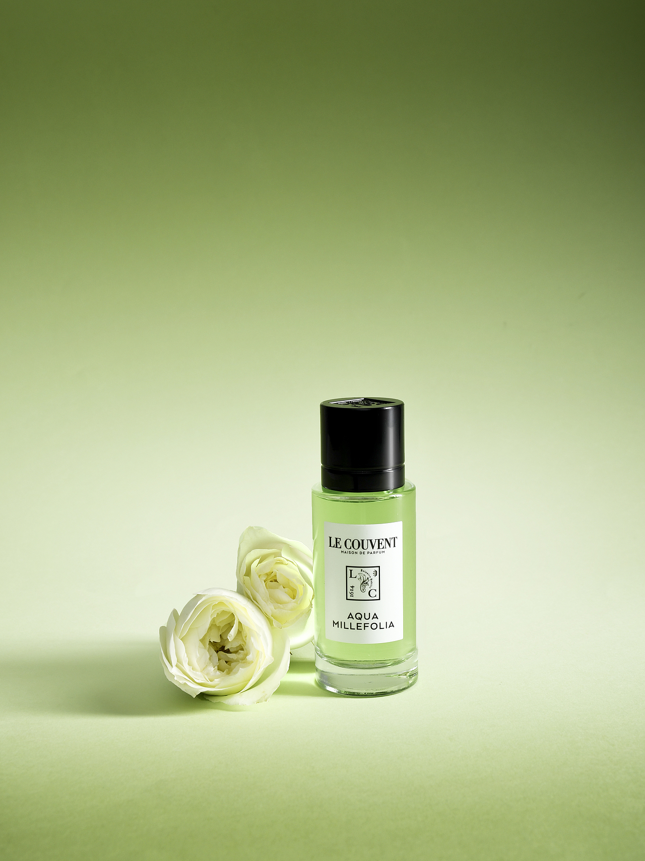 香水拍攝（圖ZMzMxMzYxNzE2） - 產(chǎn)品攝影 - 站酷設(shè)計(jì)師浪漫小玉原創(chuàng)素材 - 站酷ZCOOL