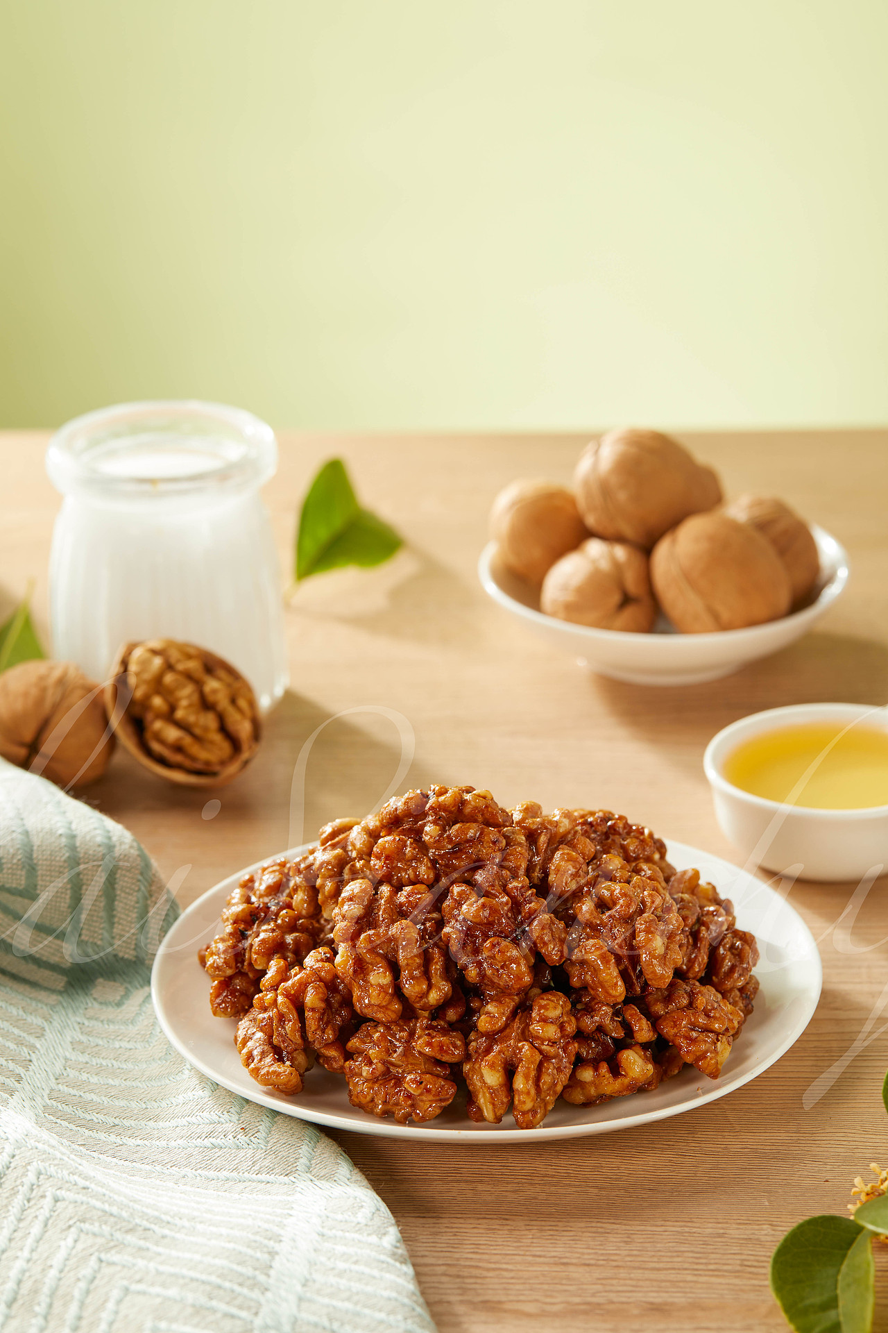 蜂蜜核桃仁 |电商摄影（图ZMzIwNDQwODk2） - 美食摄影 - 站酷设计师柯里羊阁下原创素材 - 站酷ZCOOL