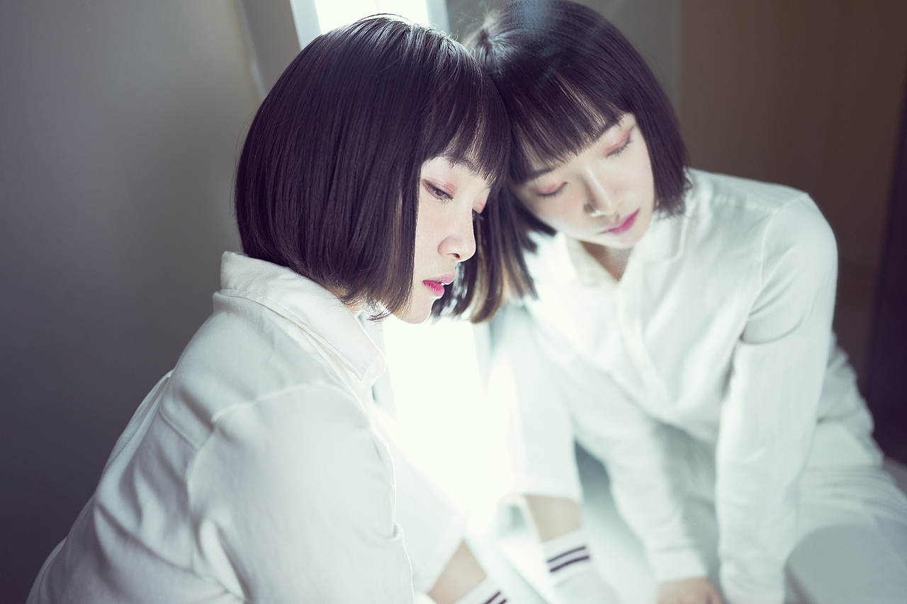 小鹿x白（图ZMTQ2NTIwMjE2） - 人像摄影 - 站酷设计师小鹿纯子Lilian原创素材 - 站酷ZCOOL