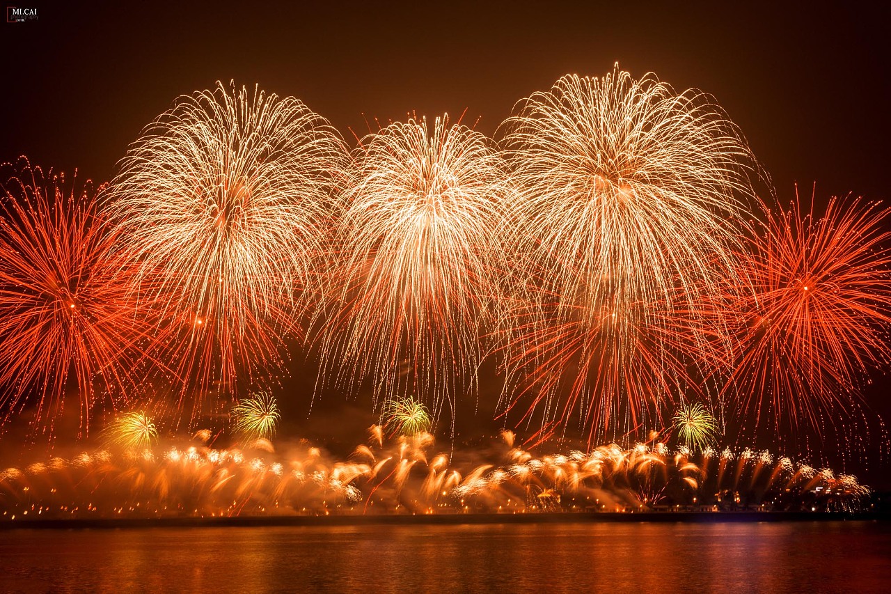 《烟花盛典》 - 原创作品 - 站酷(zcool)