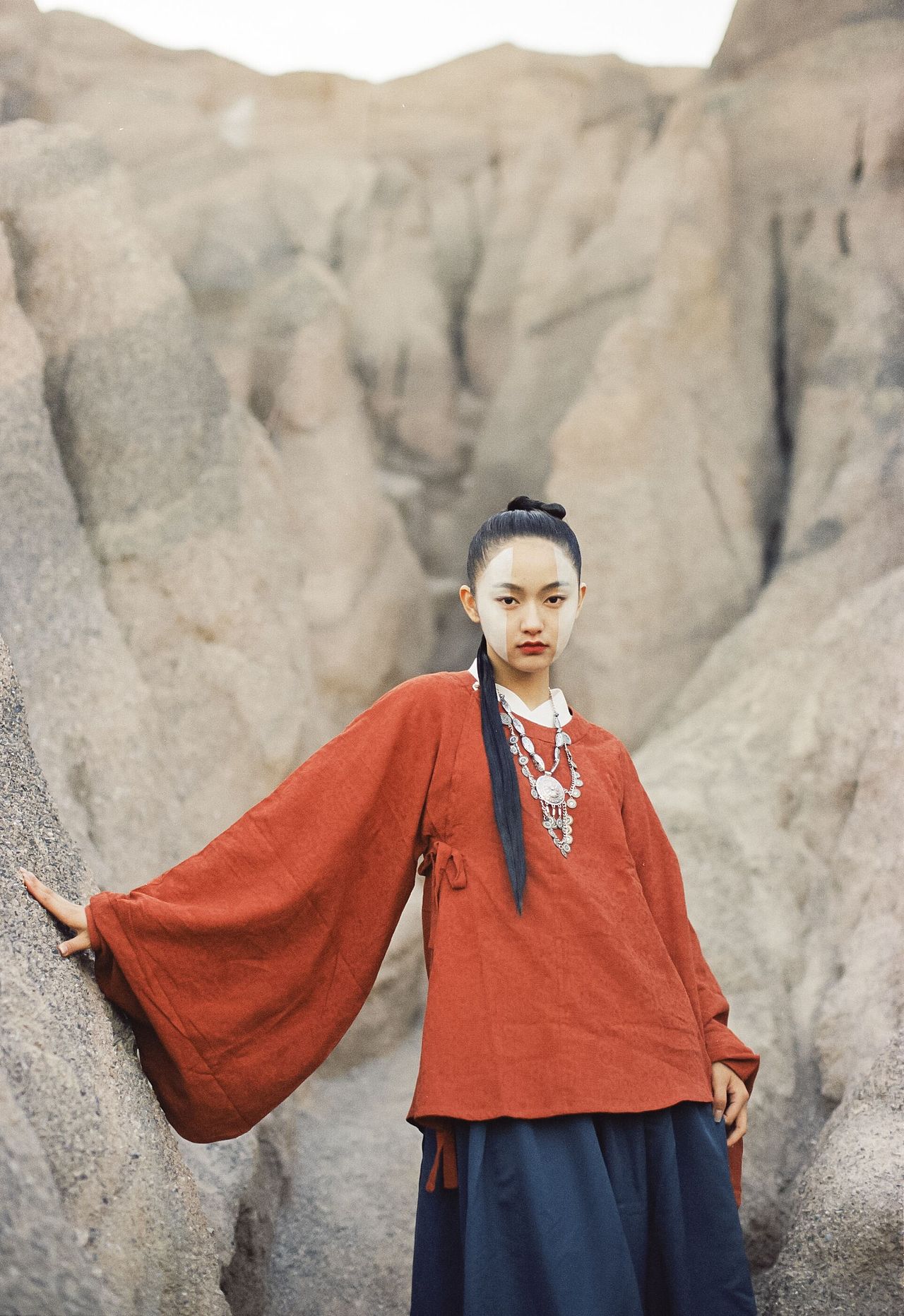 见山（图ZMjMyMjI3MDY4） - 人像摄影 - 站酷设计师野犬七原创素材 - 站酷ZCOOL