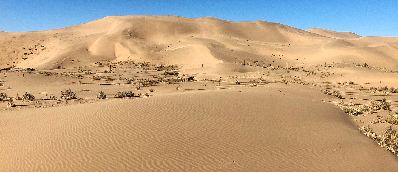 乌兰布和沙漠（图ZMjI4ODEzNjU2） - 风光摄影 - 站酷设计师天才从不缺钙原创素材 - 站酷ZCOOL