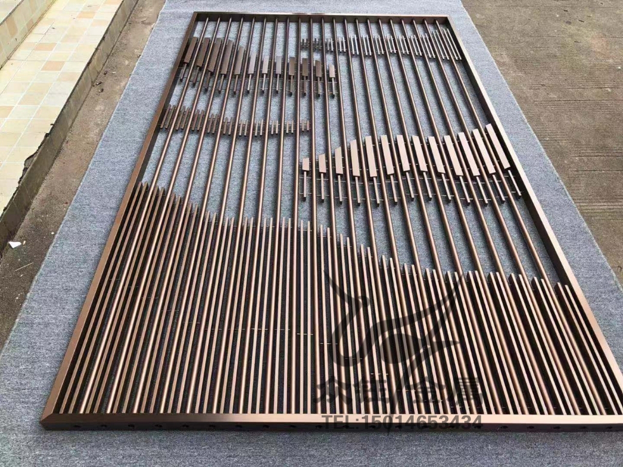 酒店特色景墙格栅仿古铜不锈钢景墙隔断现代流行款式