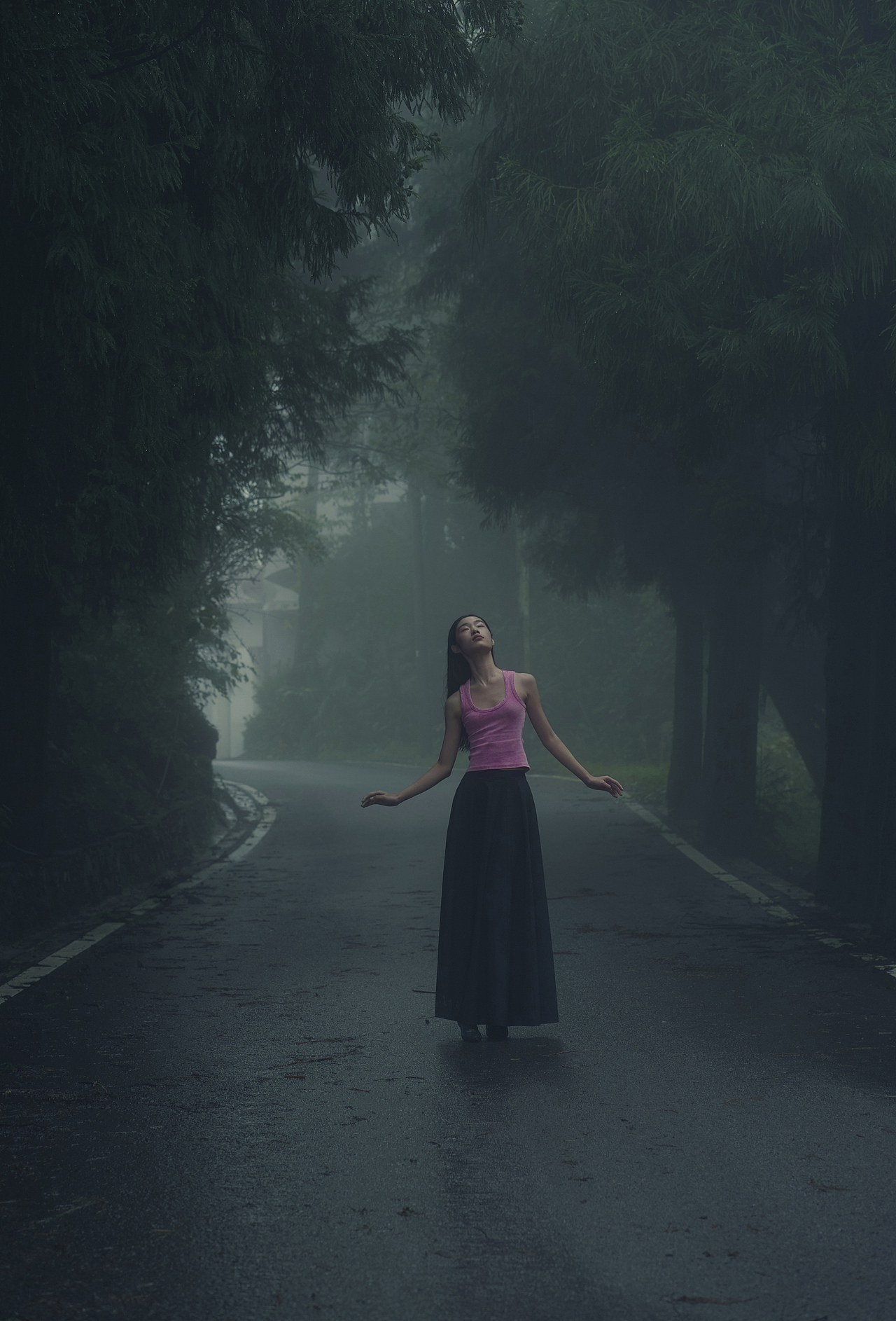 迷雾🌫️（图ZMzU1NzU2NjQw） - 人像摄影 - 站酷设计师牙疼老爷爷原创素材 - 站酷ZCOOL