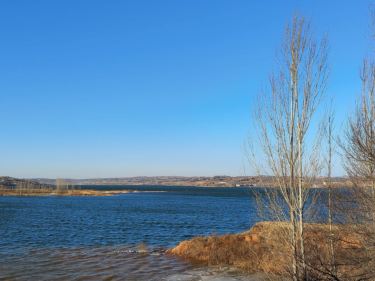 北方的海——魅族18PRO直出（图ZMzI1ODIyNTk2） - 风光摄影 - 站酷设计师第三少年原创素材 - 站酷ZCOOL