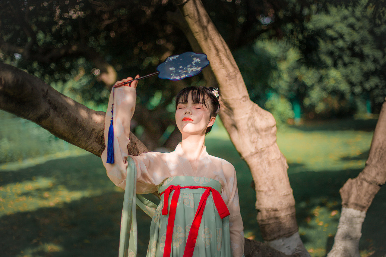 古风柔美人像摄影 汉服写真（图ZMjYzOTc3MzAw） - 人像摄影 - 站酷设计师没欸原创素材 - 站酷ZCOOL